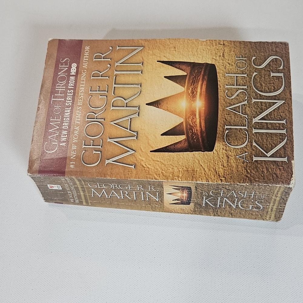 Game Of Thrones A Clash Of Kings George R.R. Martin Epic‎ Fantasy 2011 Edition - Picture 2 of 4